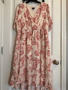 torrid Cream and Dusty Rose Paisley Wrap Midi Dress